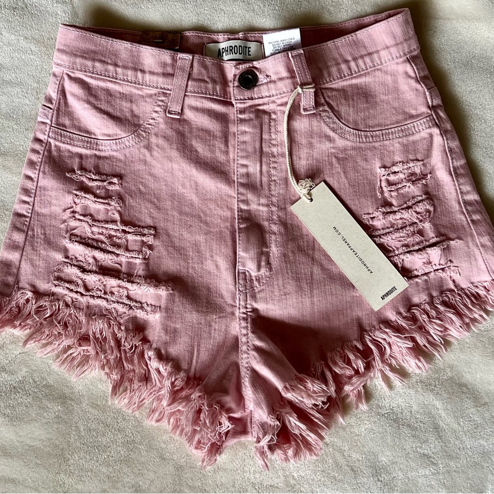 NWT Aphrodite Pink short shorts, made in USA - size Medium